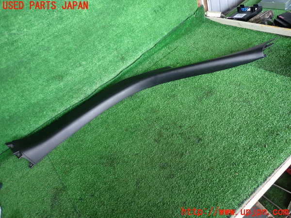 2UPJ-29897660]ポルシェ・ケイマン(98720)左フロントピラートリム 中古 (987c型)_m0001.jpg