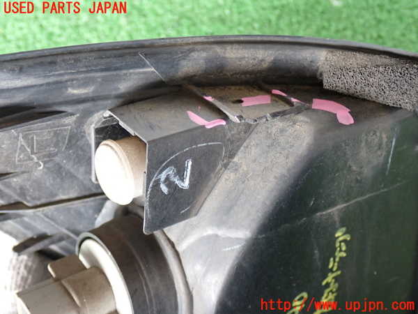 2UPJ-29901152]ランクル100系(UZJ100W)左コーナーランプ 【ジャンク品】 中古_m0003.jpg