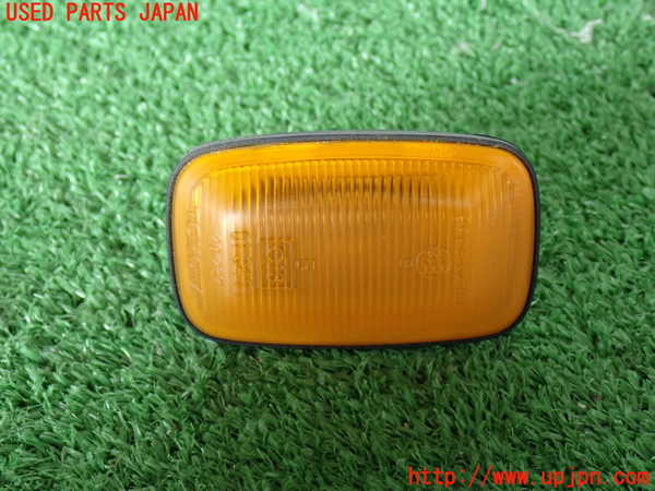 2UPJ-29901162]ランクル100系(UZJ100W)左ウィンカーレンズ 中古_m0001.jpg
