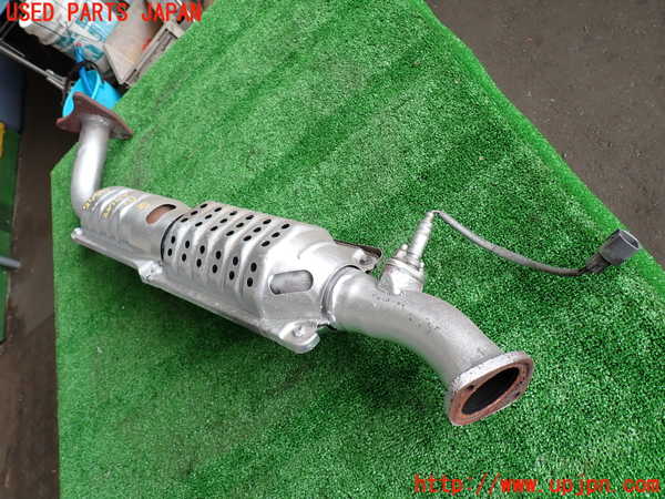 2UPJ-29902661]ランクル100系(UZJ100W)触媒1 中古_m0002.jpg