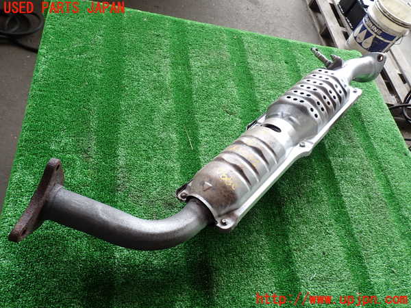2UPJ-29902662]ランクル100系(UZJ100W)触媒2 中古_m0001.jpg