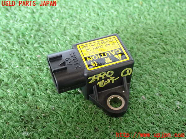 2UPJ-29906381]ランクル100系(UZJ100W)センサー1 (デセラレーション) 中古_m0001.jpg