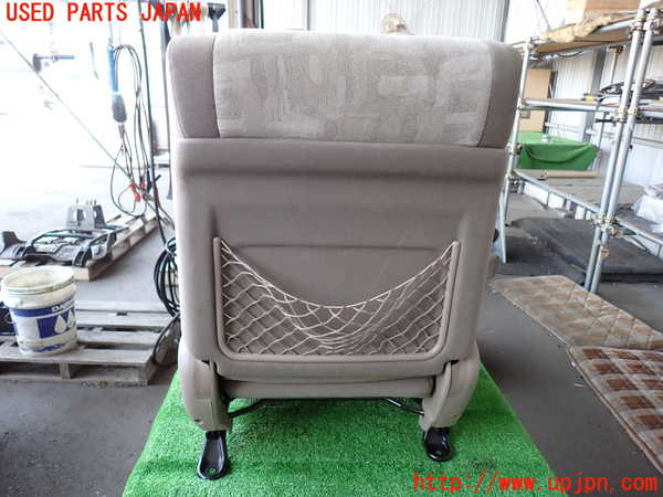 2UPJ-29907035]ランクル100系(UZJ100W)運転席シート 中古_m0003.jpg