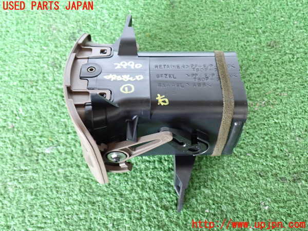 2UPJ-29907526]ランクル100系(UZJ100W)エアコン吹き出し口1 右 中古_m0002.jpg