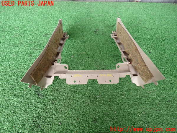 2UPJ-29907549]ランクル100系(UZJ100W)コンソール 中古_m0002.jpg
