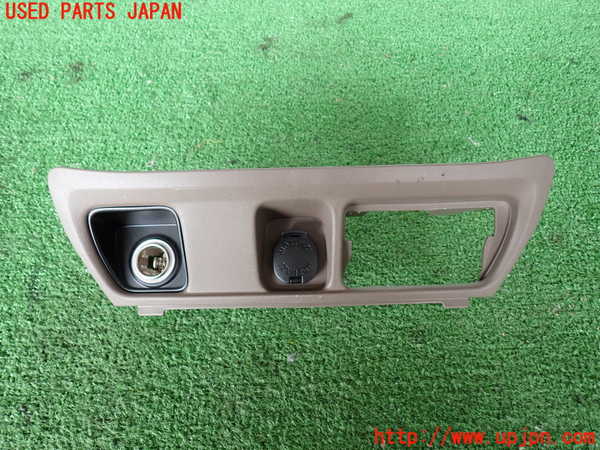 2UPJ-29907692]ランクル100系(UZJ100W)内装トリム類2 中古_m0001.jpg