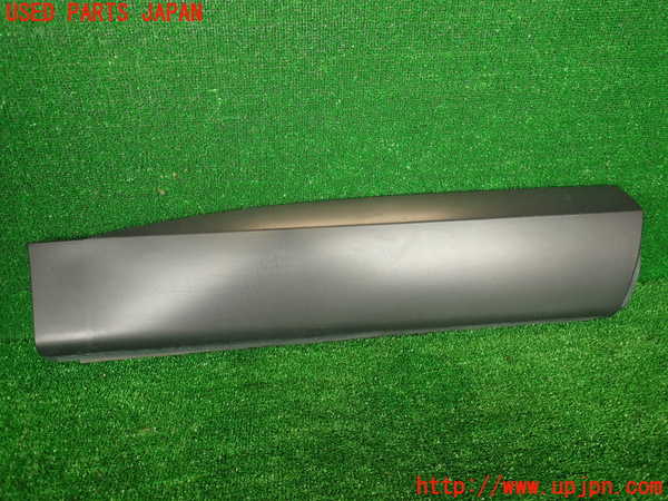 2UPJ-29911292]ジャガー・Fペイス(DC2NA)右後ドアパネル 中古_m0001.jpg
