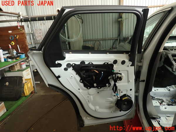 2UPJ-29911320]ジャガー・Fペイス(DC2NA)左後ドア (43R-011604 M5540) 中古_m0005.jpg