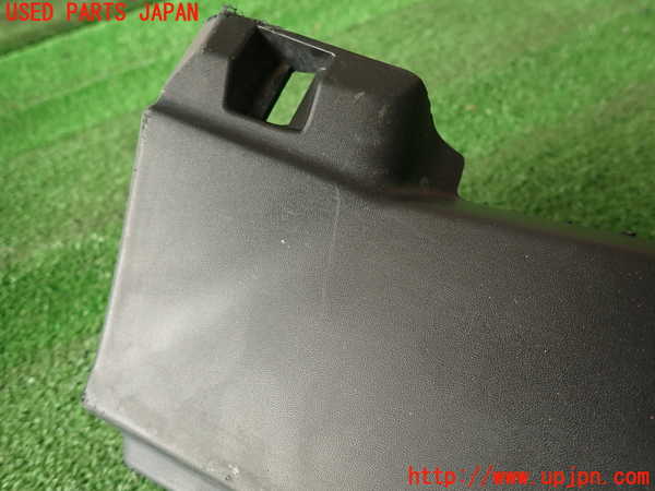 2UPJ-29911390]ジャガー・Fペイス(DC2NA)右サイドステップ 中古_m0002.jpg