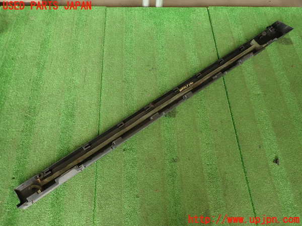 2UPJ-29911390]ジャガー・Fペイス(DC2NA)右サイドステップ 中古_m0005.jpg