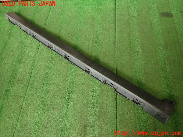 2UPJ-29911392]ジャガー・Fペイス(DC2NA)左サイドステップ 中古_m0001.jpg