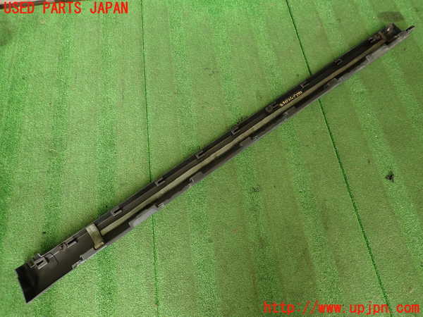 2UPJ-29911392]ジャガー・Fペイス(DC2NA)左サイドステップ 中古_m0005.jpg