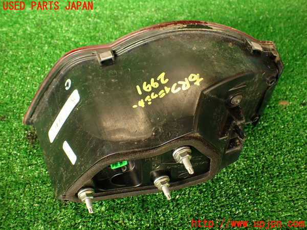 2UPJ-29911550]ジャガー・Fペイス(DC2NA)右リアフィニッシャー 中古_m0003.jpg