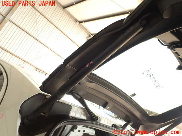 2UPJ-29911584]ジャガー・Fペイス(DC2NA)リアゲートダンパー 中古_m0002.jpg