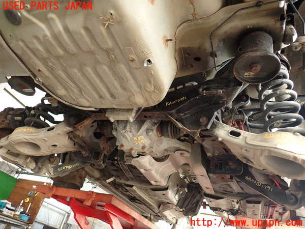 2UPJ-29915295]ジャガー・Fペイス(DC2NA)リアメンバー 中古_m0001.jpg