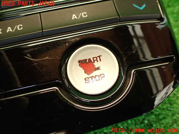 2UPJ-29916066]ジャガー・Fペイス(DC2NA)エアコンスイッチ1 中古_m0002.jpg