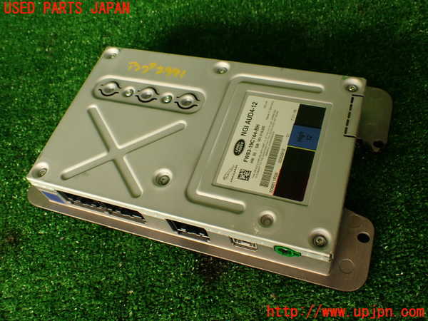 2UPJ-29916525]ジャガー・Fペイス(DC2NA)アンプ 中古_m0001.jpg