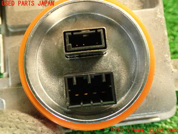 2UPJ-29916441]ジャガー・Fペイス(DC2NA)バラスト1 中古_m0003.jpg