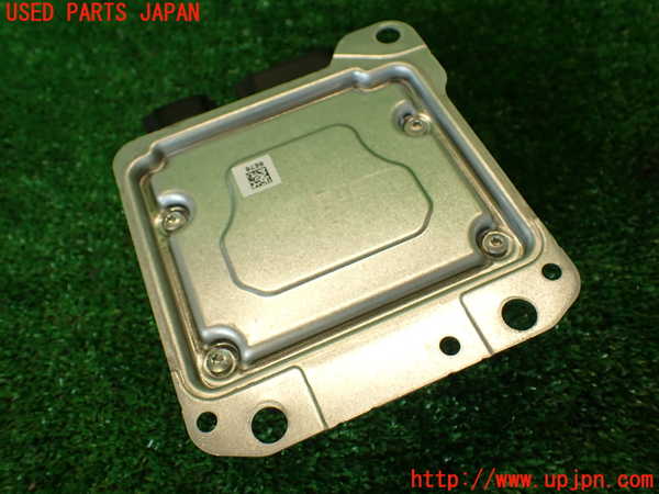 2UPJ-29916145]ジャガー・Fペイス(DC2NA)エアバッグコンピューター 中古_m0002.jpg