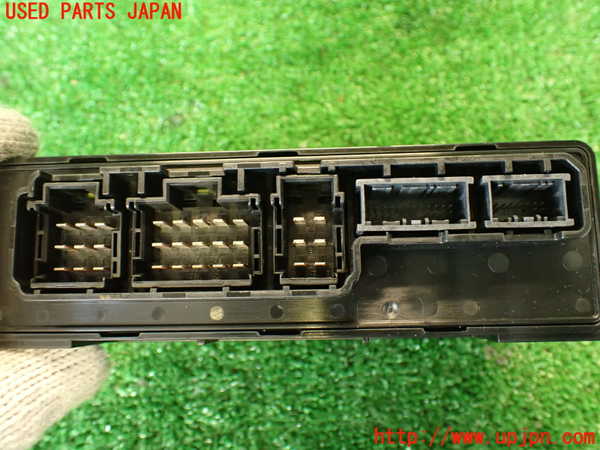2UPJ-29916147]ジャガー・Fペイス(DC2NA)コンピューター2 (HK8M-19H544-BF) 中古_m0003.jpg