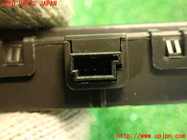 2UPJ-29916153]ジャガー・Fペイス(DC2NA)コンピューター8 (5E0760B07) 中古_m0003.jpg