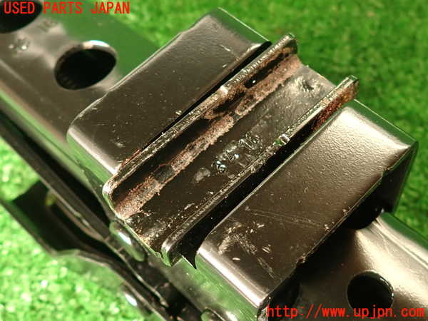 2UPJ-29917805]ジャガー・Fペイス(DC2NA)車載工具 中古_m0005.jpg