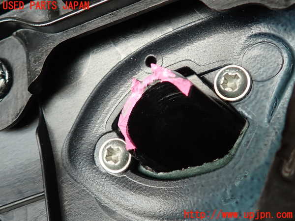 2UPJ-29911234]ジャガー・Fペイス(DC2NA)右前ドア内張り 中古_m0005.jpg