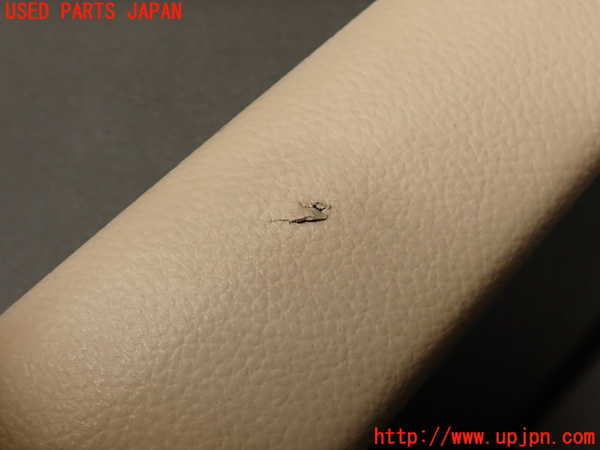 2UPJ-29911264]ジャガー・Fペイス(DC2NA)左前ドア内張り 中古_m0003.jpg