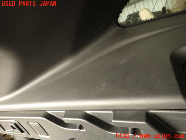 2UPJ-29917680]ジャガー・Fペイス(DC2NA)左リアピラートリム 中古_m0002.jpg