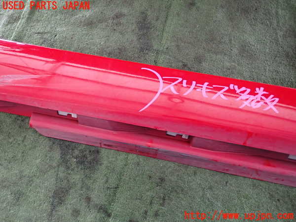 2UPJ-29921390]ボルボ・V40(MD4204T)右サイドステップ 中古_m0003.jpg