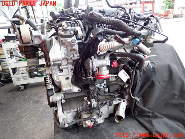 2UPJ-29922010]ボルボ・V40(MD4204T)エンジン D4204T14 中古_m0002.jpg