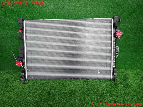 2UPJ-29922321]ボルボ・V40(MD4204T)ラジエーター1 中古_m0001.jpg