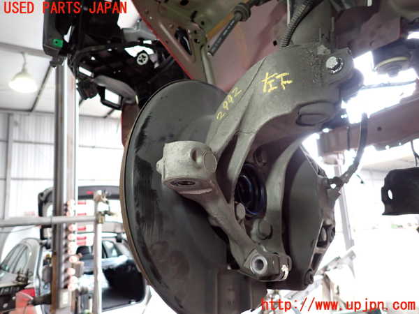 2UPJ-29924295]ボルボ・V40(MD4204T)左フロントナックルハブ 中古_m0002.jpg