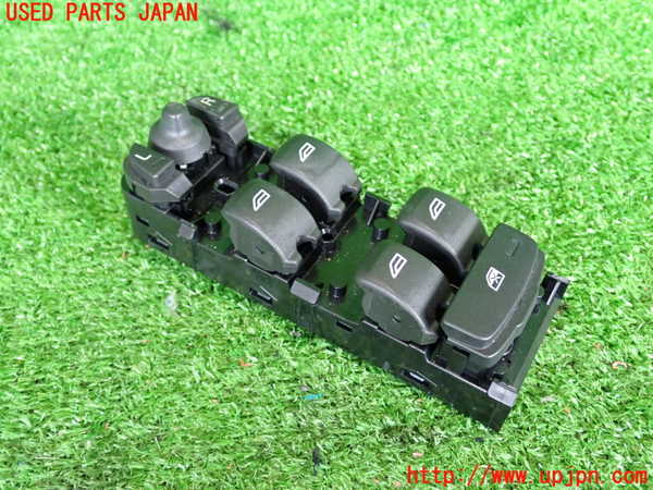 2UPJ-29926240]ボルボ・V40(MD4204T)右前パワーウィンドウスイッチ 中古_m0001.jpg