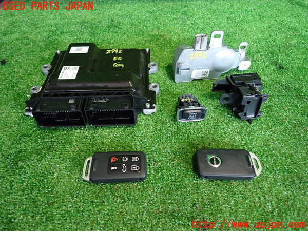 2UPJ-29926110]ボルボ・V40(MD4204T)エンジンコンピューター 中古_m0001.jpg