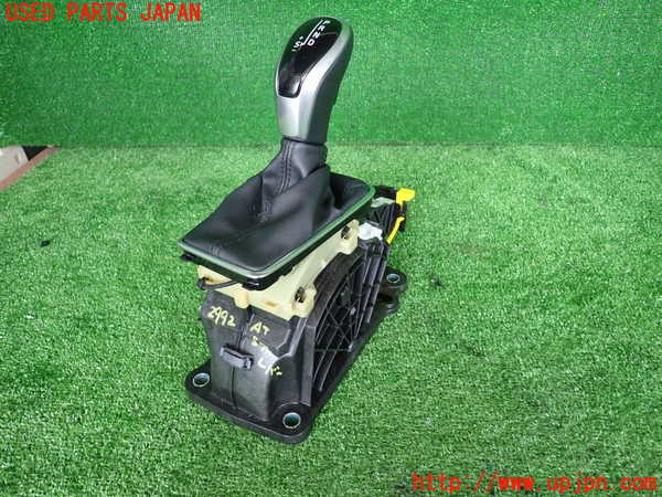 2UPJ-29927555]ボルボ・V40(MD4204T)ATシフトレバー 中古_m0001.jpg