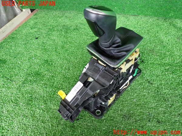 2UPJ-29927555]ボルボ・V40(MD4204T)ATシフトレバー 中古_m0003.jpg