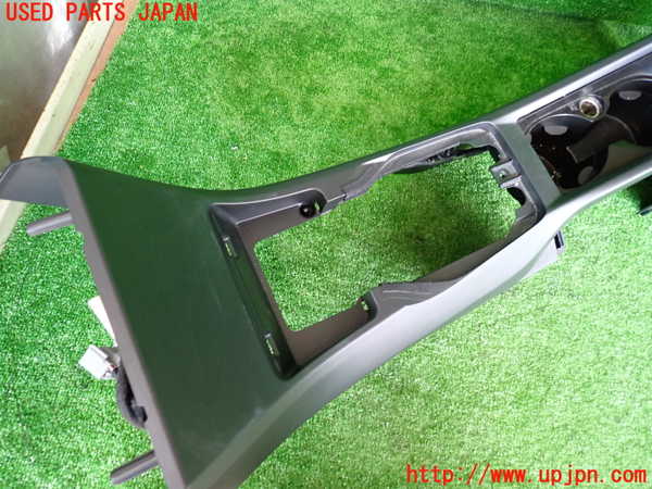 2UPJ-29927540]ボルボ・V40(MD4204T)センターコンソール 中古_m0002.jpg