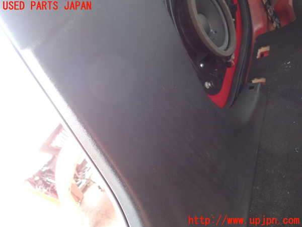 2UPJ-29927665]ボルボ・V40(MD4204T)右センターピラートリム 中古_m0004.jpg