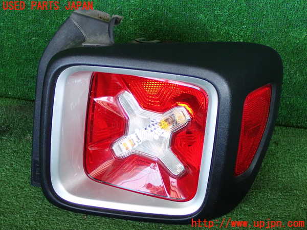 2UPJ-29931530]ジープ・レネゲード(BU14)右テールランプ 中古_m0001.jpg