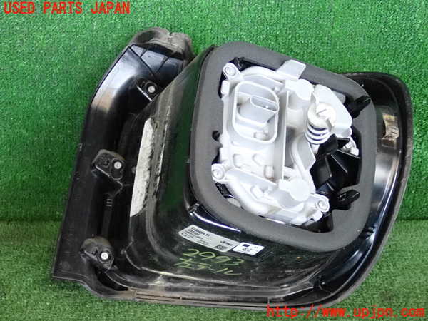 2UPJ-29931536]ジープ・レネゲード(BU14)左テールランプ 中古_m0002.jpg