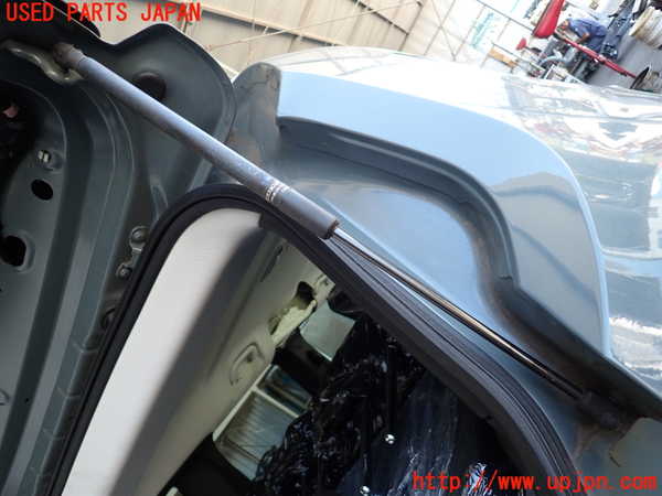 2UPJ-29931584]ジープ・レネゲード(BU14)リアゲートダンパー 中古_m0001.jpg