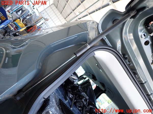 2UPJ-29931584]ジープ・レネゲード(BU14)リアゲートダンパー 中古_m0002.jpg