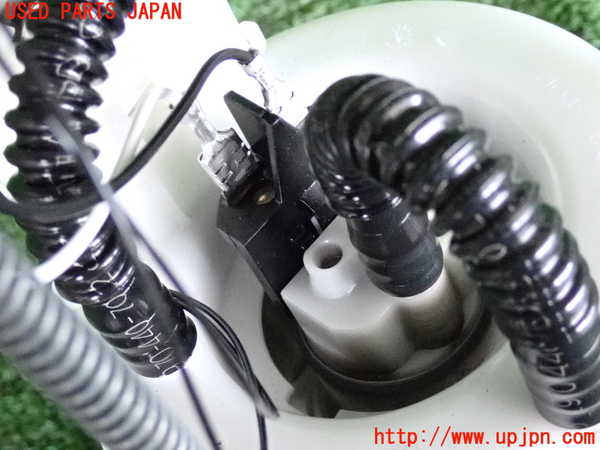2UPJ-29932510]ジープ・レネゲード(BU14)燃料ポンプ 中古_m0003.jpg