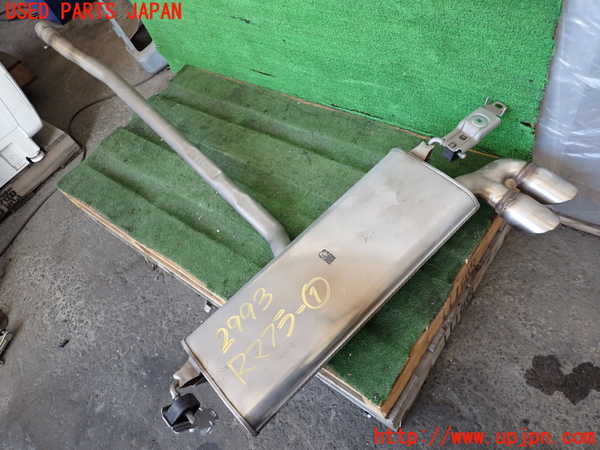 2UPJ-29932671]ジープ・レネゲード(BU14)リアマフラー1 中古_m0001.jpg