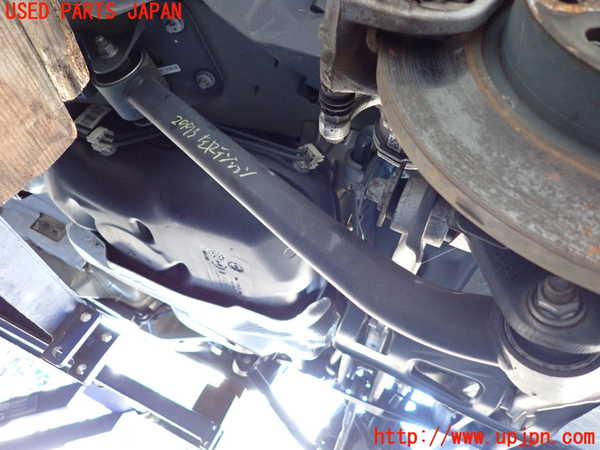 2UPJ-29935330]ジープ・レネゲード(BU14)左リアテンションロッド 中古_m0001.jpg