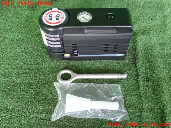 2UPJ-29937805]ジープ・レネゲード(BU14)車載工具 中古_m0001.jpg