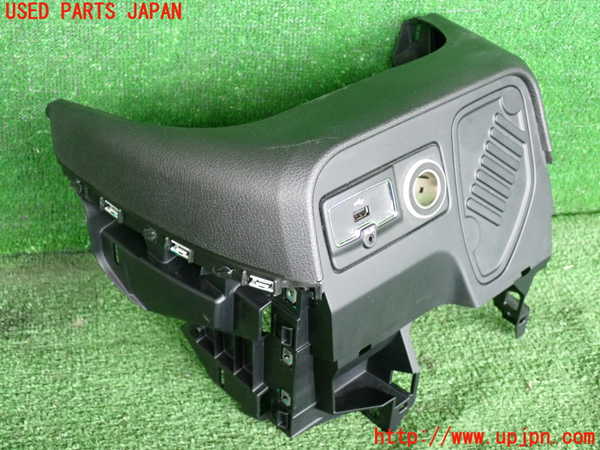 2UPJ-29937549]ジープ・レネゲード(BU14)コンソール 中古_m0001.jpg