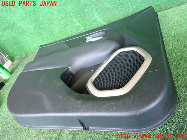 2UPJ-29931264]ジープ・レネゲード(BU14)左前ドア内張り 中古_m0003.jpg