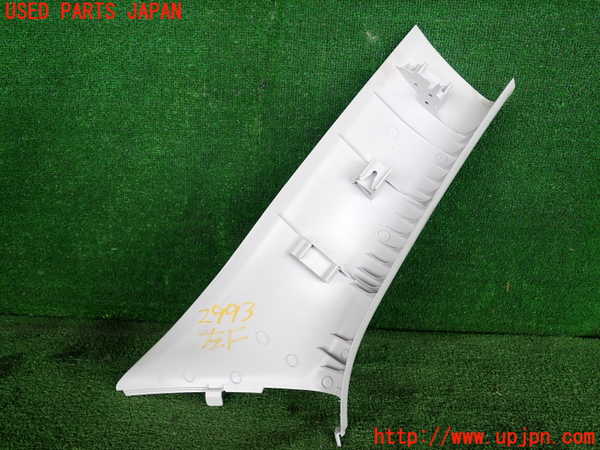 2UPJ-29937660]ジープ・レネゲード(BU14)左フロントピラートリム 中古_m0002.jpg
